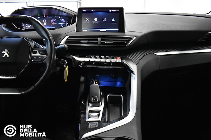 PEUGEOT 5008 BlueHDi 130 EAT8 S&S Business